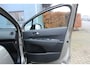 Peugeot 3008 1.2 PureTech Allure | Incl. 12 maanden Garantie | Panorama dak | Trekhaak | Parkeersensoren Achter | Cruise controle | Climate controle | Navigatie | 16 Inch LMV | Elektrisch inklapbare spiegels |