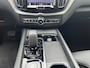 Volvo XC60 2.0 T6 Plug-in hybrid AWD Plus Dark | Trekhaak | Panoramadak | 360 camera | Stoel- en stuurwielverwarming | Adaptive cruise control | Dode hoek detectie BLIS | Keyless |