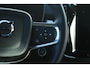 Volvo XC40 B4 Plus Dark | Verwarmbare Voorstoelen en Stuurwiel | Semi-Elektrische Trekhaak | Verwarmbare Voorruit | Premium Audio by Harman Kardon | Adaptieve Cruise Control | Park Assist