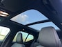 Volvo XC40 Recharge P8 AWD R-Design Automaat, Panoramadak, Trekhaak semi elektrisch inklapbaar, Stoel- en stuurverwarming, Zwart dak en zwarte grille, Leder, 360 graden parkeercamera, Harman Kardon audio