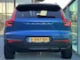 Volvo XC40 Recharge P8 AWD R-Design Automaat, Panoramadak, Trekhaak semi elektrisch inklapbaar, Stoel- en stuurverwarming, Zwart dak en zwarte grille, Leder, 360 graden parkeercamera, Harman Kardon audio