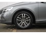 Volvo V40 T2 122PK AUT6 Polar+ | Stoelverwarming | Trekhaak | Park Assist Achter | Navigatie | DAB Radio | Volvo OnCall | Climate Control | High Performance Audio | Full LED Koplampen |