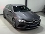 Mercedes-Benz CLA Shooting Brake 200 Business Solution AMG Automaat / Navigatie full map / Camera / Cruise control /