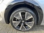 Peugeot e-208 EV GT Pack 136 PK 3-Fase | 100% Elektrisch | Automaat | Navigatie | Alcantara Bekleding | Stoelverwarming | Full LED Verlichting | Camera | Parkeersensoren V+A | Zwart Dak | 17" Lichtmetalen Velgen | All Season Banden | Adaptieve Cruise Control | Climate Control |
