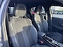 Peugeot e-208 EV GT Pack 136 PK 3-Fase | 100% Elektrisch | Automaat | Navigatie | Alcantara Bekleding | Stoelverwarming | Full LED Verlichting | Camera | Parkeersensoren V+A | Zwart Dak | 17" Lichtmetalen Velgen | All Season Banden | Adaptieve Cruise Control | Climate Control |