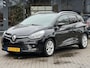 Renault Clio Estate 0.9 TCe Limited Navigatie/Trekhaak/Dab/Cruise/PDC/Getint glas APK t/m 18-10-2027