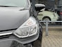 Renault Clio Estate 0.9 TCe Limited Navigatie/Trekhaak/Dab/Cruise/PDC/Getint glas APK t/m 18-10-2027