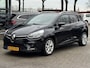Renault Clio Estate 0.9 TCe Limited Navigatie/Trekhaak/Dab/Cruise/PDC/Getint glas APK t/m 18-10-2027