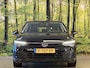 Volkswagen Golf 1.0 TSI Life | Adaptive Cruise Control | Parkeersensoren | Apple Carplay | Android Auto | Sfeerverlichting | Trekhaak | 17" Lichtmetaal | Airconditioning