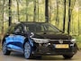 Volkswagen Golf 1.0 TSI Life | Adaptive Cruise Control | Parkeersensoren | Apple Carplay | Android Auto | Sfeerverlichting | Trekhaak | 17" Lichtmetaal | Airconditioning