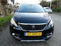 Peugeot 2008 1.2i GT-line 110pk 1e eig. Clima Navi Panorama Trekhaak 1250kg.