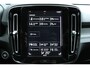 Volvo XC40 1.5 T3 R-Design | Kunstlederen/Alcantara Bekleding | LED Koplampen |Verwarmende Voorstoelen | Navigatiesysteem full map + hard disk | Rijstrooksensor Met Correctie | File Assistent | Achteruitrij Assistent| Dodehoekdetectie Met Correctie |
