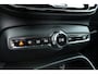 Volvo XC40 1.5 T3 R-Design | Kunstlederen/Alcantara Bekleding | LED Koplampen |Verwarmende Voorstoelen | Navigatiesysteem full map + hard disk | Rijstrooksensor Met Correctie | File Assistent | Achteruitrij Assistent| Dodehoekdetectie Met Correctie |