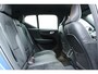 Volvo XC40 1.5 T3 R-Design | Kunstlederen/Alcantara Bekleding | LED Koplampen |Verwarmende Voorstoelen | Navigatiesysteem full map + hard disk | Rijstrooksensor Met Correctie | File Assistent | Achteruitrij Assistent| Dodehoekdetectie Met Correctie |