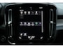 Volvo XC40 1.5 T3 R-Design | Kunstlederen/Alcantara Bekleding | LED Koplampen |Verwarmende Voorstoelen | Navigatiesysteem full map + hard disk | Rijstrooksensor Met Correctie | File Assistent | Achteruitrij Assistent| Dodehoekdetectie Met Correctie |