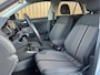Volkswagen T-Roc 1.5 TSI Sport | Bluetooth | Trekhaak | Aircondtitioning | Achteruitrijdcamera | Navigatie | Parkeersensoren |