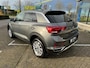 Volkswagen T-Roc 1.5 TSI Style | DSG | 150pk | Trekhaak | ACC | App Conn. | Virt. diplay | Mooi!