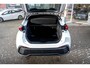 Toyota C-HR 1.8 Full Hybrid First Edition | Bi-Tone | Apple carplay | Stoel en Stuurverwarming | PDC | Navigatie | Adaptieve cruise | Achteruitrijcamera