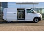 Volkswagen e-Transporter 218 pk | 64kWh | €9.000 Voorraad Voordeel | Trekhaak | Bijrijdersbank | Achterdeuren | Apple Carplay | Navi | Cruise