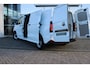 Volkswagen e-Transporter 218 pk | 64kWh | €9.000 Voorraad Voordeel | Trekhaak | Bijrijdersbank | Achterdeuren | Apple Carplay | Navi | Cruise