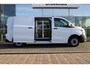 Volkswagen e-Transporter 218 pk | 64kWh | €8.000 Voorraad Voordeel | Trekhaak | Bijrijdersbank | Achterdeuren | Apple Carplay | Navi | Cruise
