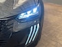 Peugeot 208 Hybrid 100 e-DCS6 GT ADAPTIEF CRUISE / CAMERA / LEDER/STOF / CARPLAY / LED / 17'' LMV / BLUETOOTH / DAB+ / KEYLESS /  | Achterbank in delen neerklapbaar | Achterruitverwarming | Achterspoiler