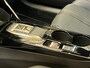 Peugeot 208 Hybrid 100 e-DCS6 GT ADAPTIEF CRUISE / CAMERA / LEDER/STOF / CARPLAY / LED / 17'' LMV / BLUETOOTH / DAB+ / KEYLESS /  | Achterbank in delen neerklapbaar | Achterruitverwarming | Achterspoiler