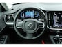 Volvo V60 2.0 T6 Plug-in hybrid AWD Essential Bright | Lederen Bekleding | Trekhaak Met Semi Elektrisch Inklapbare Kogel | Electronic Climate Controle | Voorstoelen + Stuurwiel Verwarmend | Google Navigatiesysteem | Volledig Digitaal Instrumentenpaneel |  Voorstoelen In Hoogte Verstelbaar | Parkeersensoren Voor & Achter | Achteruitrijcamera | Adaptieve Cruise Control | BLIS Dodehoekdetectie |