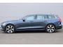 Volvo V60 2.0 T6 Plug-in hybrid AWD Essential Bright | Lederen Bekleding | Trekhaak Met Semi Elektrisch Inklapbare Kogel | Electronic Climate Controle | Voorstoelen + Stuurwiel Verwarmend | Google Navigatiesysteem | Volledig Digitaal Instrumentenpaneel |  Voorstoelen In Hoogte Verstelbaar | Parkeersensoren Voor & Achter | Achteruitrijcamera | Adaptieve Cruise Control | BLIS Dodehoekdetectie |
