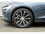 Volvo V60 2.0 T6 Plug-in hybrid AWD Essential Bright 18'' velgen | Lederen Bekleding | Trekhaak Met Semi Elektrisch Inklapbare Kogel | Electronic Climate Controle | Voorstoelen + Stuurwiel Verwarmend | Google Navigatiesysteem | Volledig Digitaal Instrumentenpaneel | Voorstoelen In Hoogte Verstelbaar | Parkeersensoren Voor & Achter | Achteruitrijcamera | Adaptieve Cruise Control | BLIS Dodehoekdetectie |