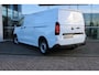 Volkswagen e-Transporter L2 64kWh | 218 pk | 4 luidsprekers | Radio Composition Colour (MIB3 8,25" touchscreen)