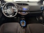 Toyota Yaris 1.5 Hybrid Bi-Tone Plus | Camera | Panoramadak | Cruise control | Stoelverwarming |