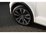 Volkswagen T-Roc 2.0 TSI 4Motion R-Line DSG 190PK (Panoramadak VirtualCockpit Carplay ACC BeatsSound Camera Full-Led 19InchLMV Pdc V+A)