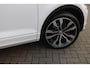 Volkswagen T-Roc 2.0 TSI 4Motion R-Line DSG 190PK (Panoramadak VirtualCockpit Carplay ACC BeatsSound Camera Full-Led 19InchLMV Pdc V+A)