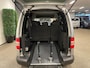 Volkswagen Caddy Rolstoelauto 3+1 of 5+0 incl. draaistoel Turnout