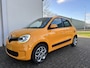 Renault Twingo 1.0i SCe Collection 75 PK. Slechts 13.000 KM !!! Gewoon een nieuwe auto !!