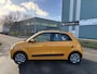 Renault Twingo 1.0i SCe Collection 75 PK. Slechts 13.000 KM !!! Gewoon een nieuwe auto !!