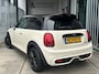 MINI Cooper S Mini 2.0 Pepper Serious Business | AUTOMAAT | SCHUIF/KANTELDAK | NAVI | CRUISE CONTROL | PDC | CLIMATE CONTROL | LMV JCW 17'' | STOELVERWARMING | KEYLESS | LED | BLUETOOTH