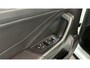 Volkswagen T-Roc 1.5 TSI Life Business | Pano dak | Key Less| Virtual cockpit