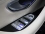 Mercedes-Benz E-klasse 200 Business Solution AMG | AUTOMAAT | ACHTERUITRIJCAMERA | WIDE SCREEN | SFEERVERLICHTING | STOELVERWARMING | LEDEREN BEKLEDING | CRUISE CONTROL | CLIMATE CONTROL |