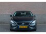Volvo V40 T4 Powershift Momentum, Origineel NL, Park Assist, Trekhaak, Navigatie, Climate control, Bluetooth, LED.