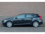Volvo V40 T4 Powershift Momentum, Origineel NL, Park Assist, Trekhaak, Navigatie, Climate control, Bluetooth, LED.