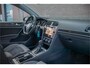 Volkswagen Golf 1.5 TSI 150pk DSG Highline, R-Line, Carplay, Stoelverwarming, Full LED, Trekhaak, Navigatie, Adaptive Cruise, PDC.