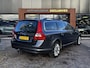 Volvo V70 2.4D Momentum cruise control stoelverwarming trekhaak stuurbediening