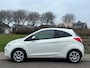 Ford Ka 1.2 Titanium Airco Electric pakket Audio-CD/MP3 LMV 15" Colorpakket ABS 2 x airbag Getint glas Dealeronderhoud Nieuwe Apk!