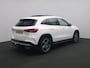 Mercedes-Benz GLA 200 Business Solution AMG AMG Lne | Night Pakket | Panorama Schuif-Kanteldak | Trekhaak | Sfeerverlichting. Inclusief 24 maanden Mercedes-Benz Certified garantie voor Europa.