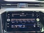 Volkswagen Passat 2.0 TDI DSG BUSINESS IQ-LIGHTS/TREKHAAK/ACC/360-CAMERA/STOELVERW/E-KLEP