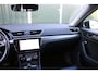 Skoda Superb Combi 1.4 TSI iV Business Edition, LEER, PANORAMADAK, TREKHAAK, VIRTUEEL, NAVIGATIE
