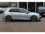 Volkswagen Golf 1.5 eTSI R-Line Edition / Trekhaak / Panoramadak / 360Camera / Keyless / Matrix LED / 18'' / CarPlay / Stoelverwarming / DAB / ACC