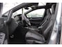 Volkswagen Golf 1.5 eTSI R-Line Edition / Trekhaak / Panoramadak / 360Camera / Keyless / Matrix LED / 18'' / CarPlay / Stoelverwarming / DAB / ACC